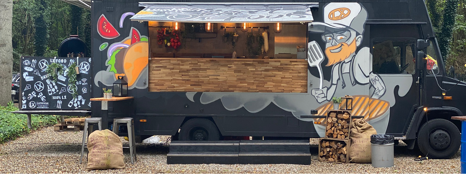 Banner truck